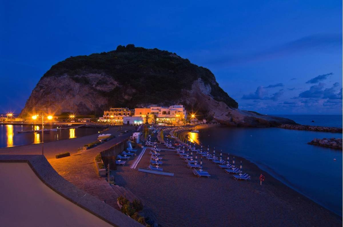 Hotel Terme Tirrenia Ischia Exterior photo